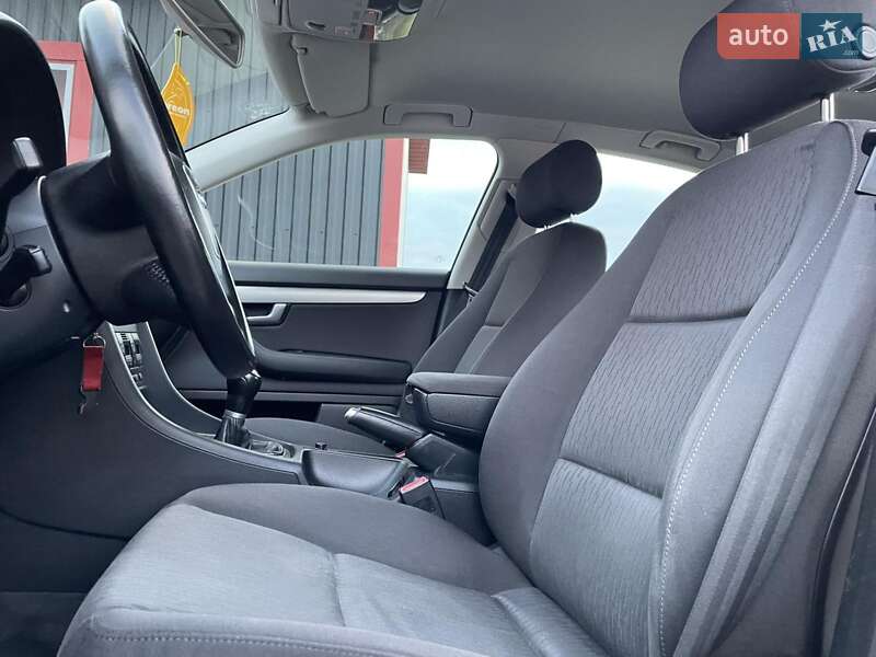 Седан Audi A4 2005 в Кам'янському