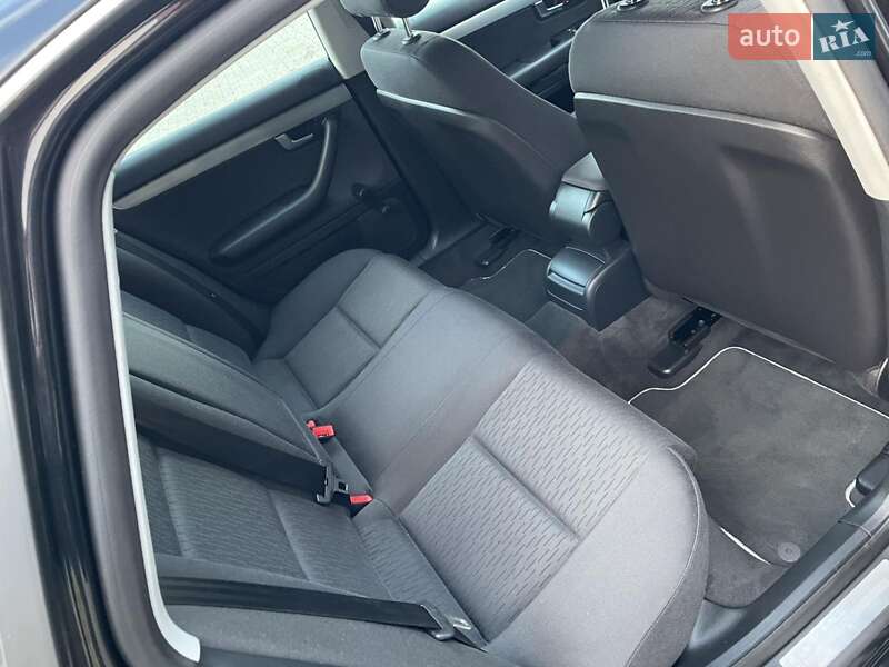 Седан Audi A4 2005 в Кам'янському