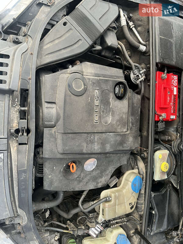 Седан Audi A4 2005 в Косове фото 20 Седан Audi A4 2005 в Косове