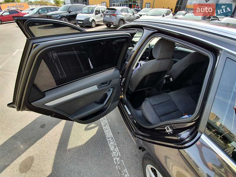Универсал Audi A4 2010 в Ивано-Франковске