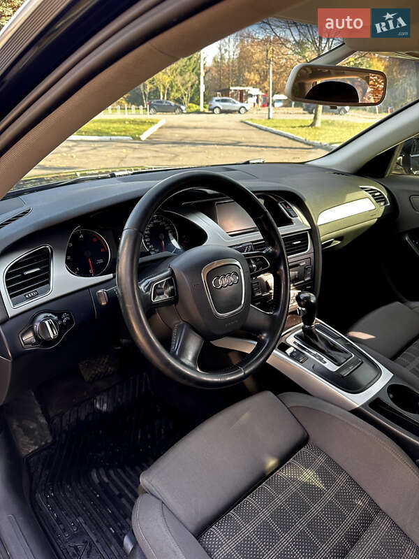 Универсал Audi A4 2011 в Ровно