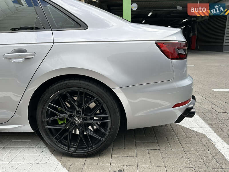Седан Audi A4 2016 в Києві