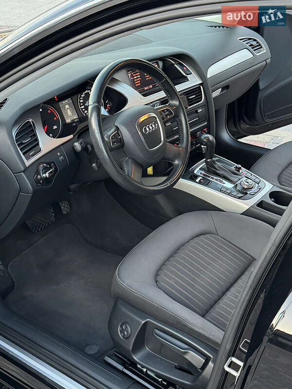 Универсал Audi A4 2011 в Смеле