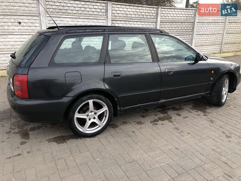 Универсал Audi A4 1997 в Ровно