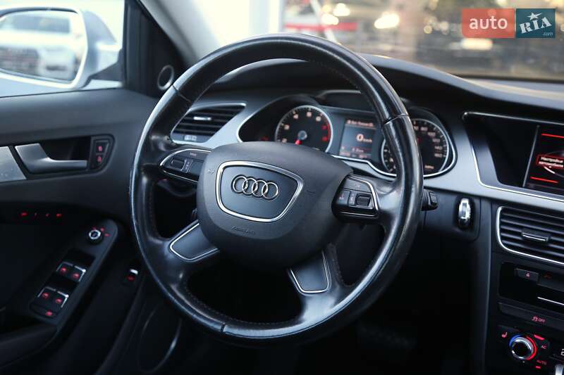 Седан Audi A4 2012 в Киеве фото 15 Седан Audi A4 2012 в Киеве