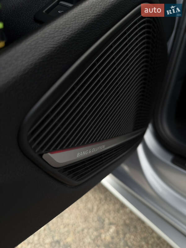 Седан Audi A4 2018 в Новомосковске