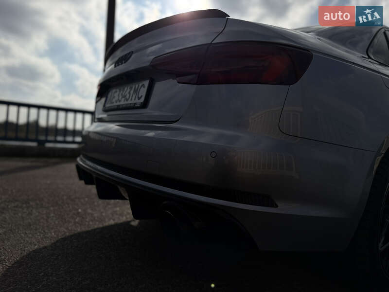 Седан Audi A4 2018 в Новомосковске