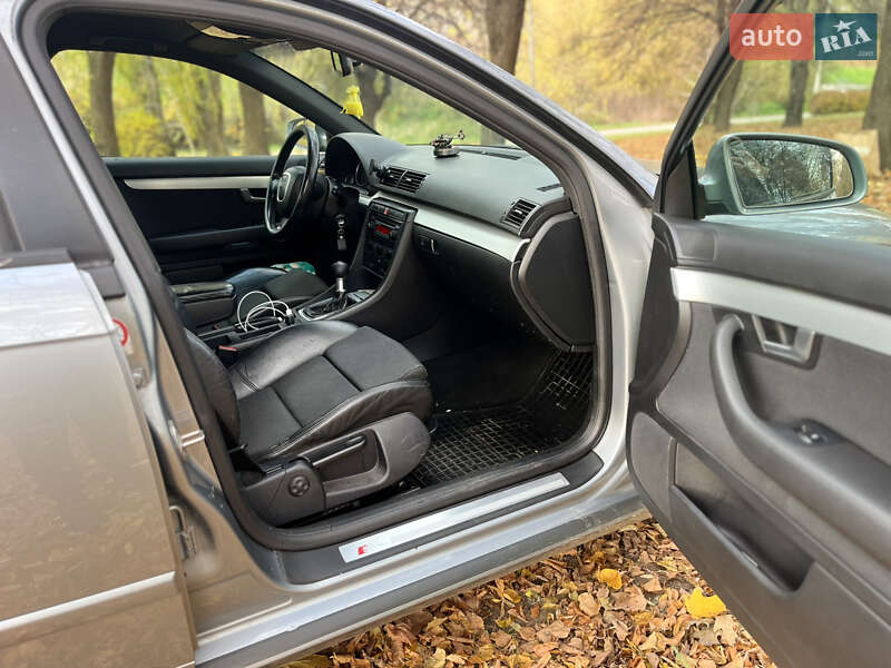 Универсал Audi A4 2004 в Луцке
