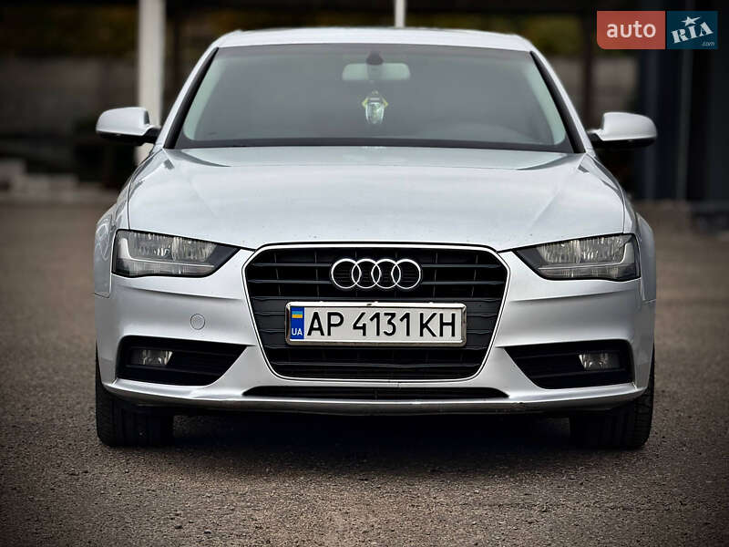 Седан Audi A4 2012 в Запорожье