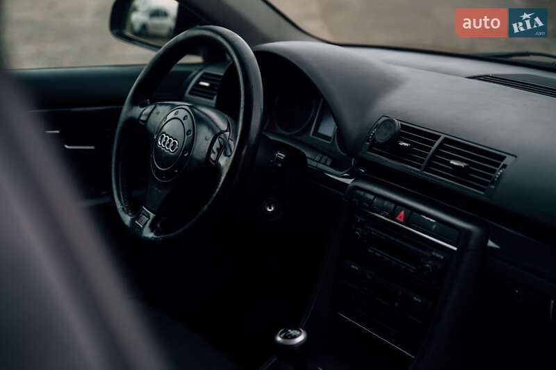 Універсал Audi A4 2002 в Острозі фото 2 Універсал Audi A4 2002 в Острозі