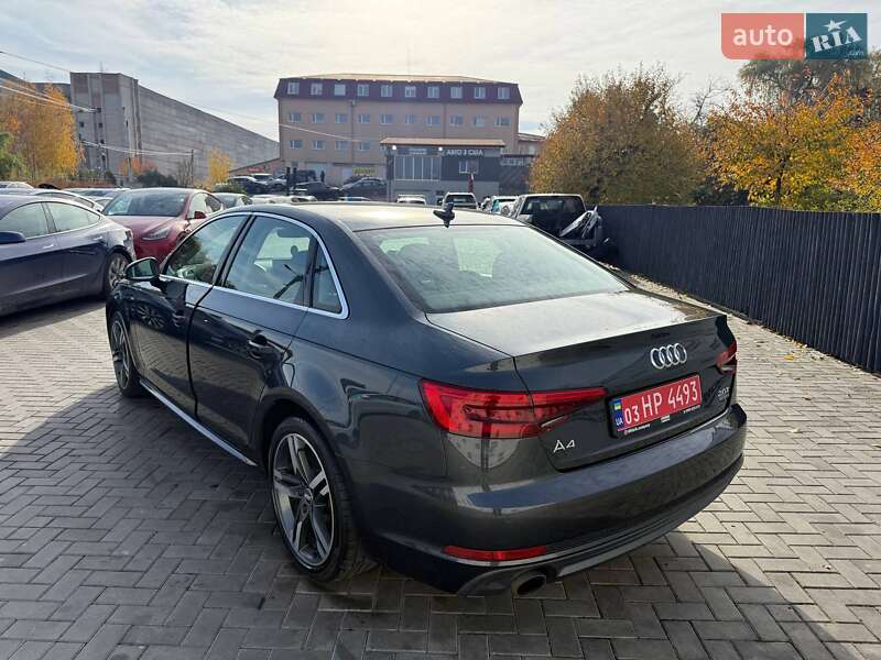 Седан Audi A4 2016 в Луцьку