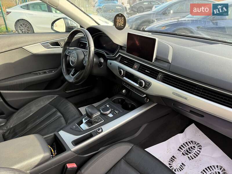 Седан Audi A4 2016 в Луцьку