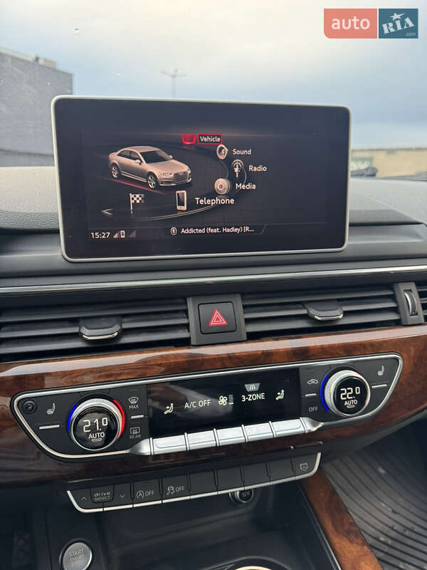 Седан Audi A4 2016 в Тернополі