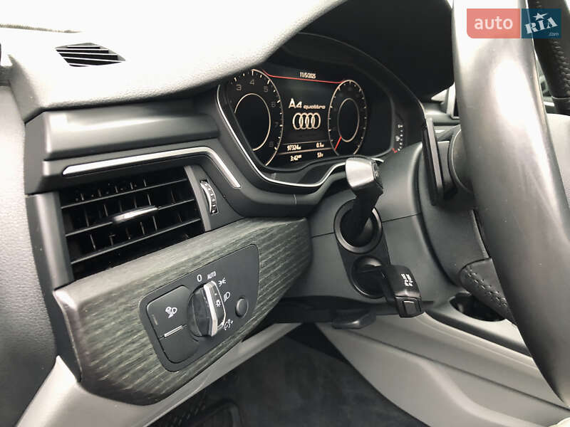 Седан Audi A4 2018 в Ирпене