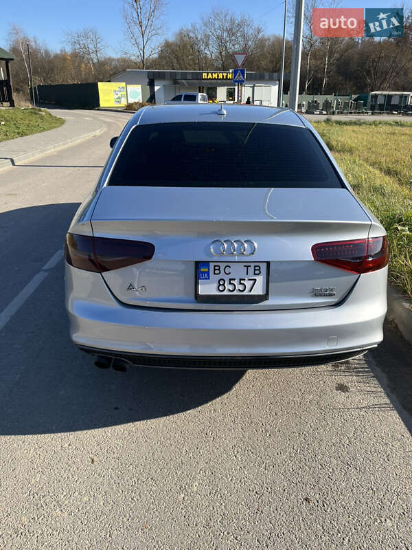 Седан Audi A4 2014 в Львове