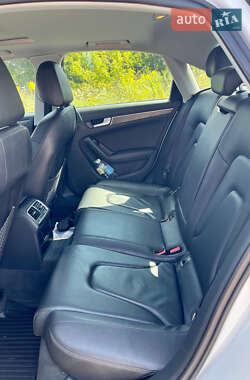 Седан Audi A4 2014 в Ровно
