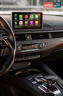 Седан Audi A4 2018 в Львове