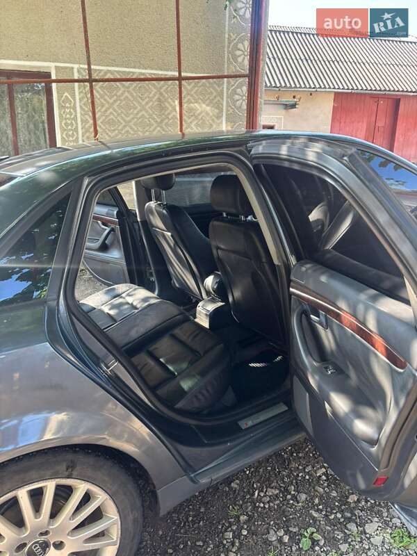 Седан Audi A4 2000 в Подгайцах