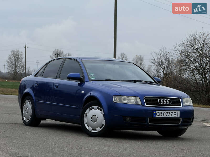 Седан Audi A4 2004 в Мені фото 4 Седан Audi A4 2004 в Мені