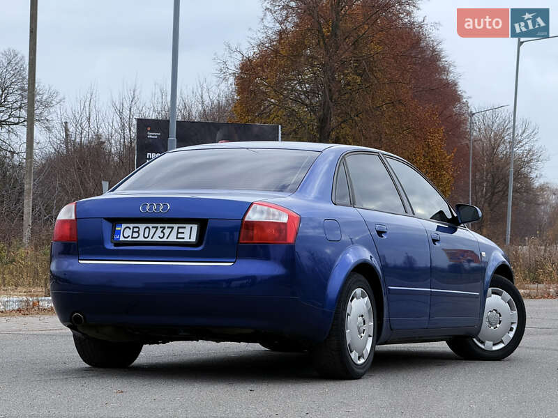 Седан Audi A4 2004 в Мені фото 13 Седан Audi A4 2004 в Мені