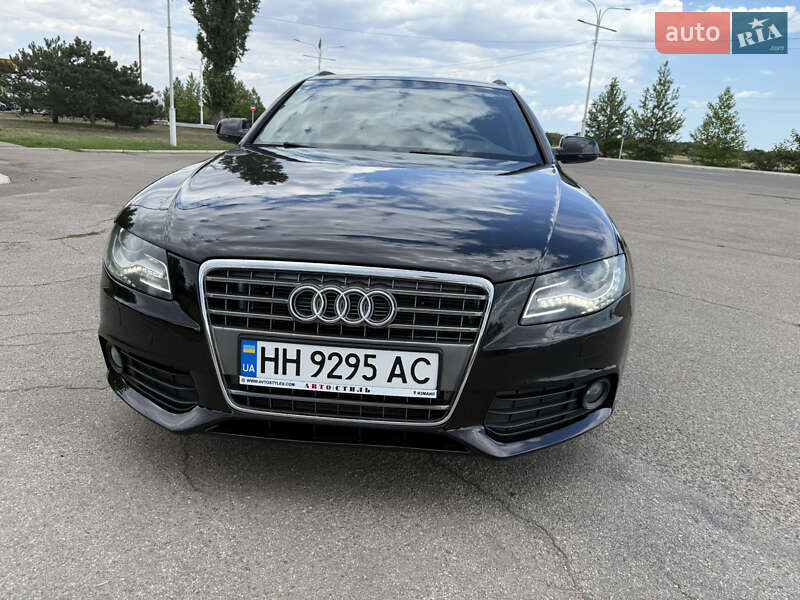 Універсал Audi A4 2010 в Ізмаїлі