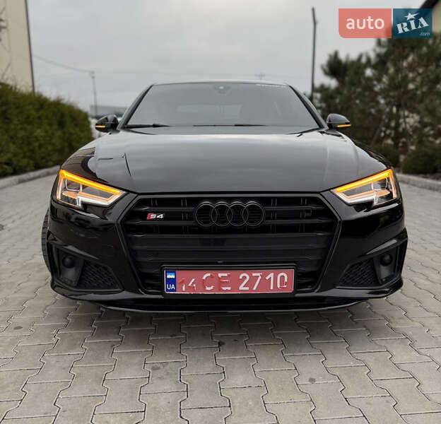 Audi A4 2019 Audi A4 2019