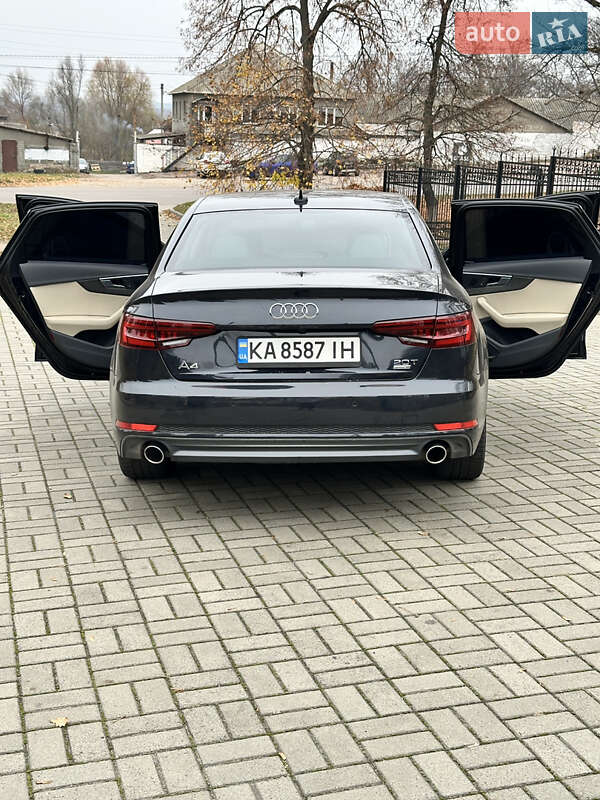 Седан Audi A4 2018 в Києві