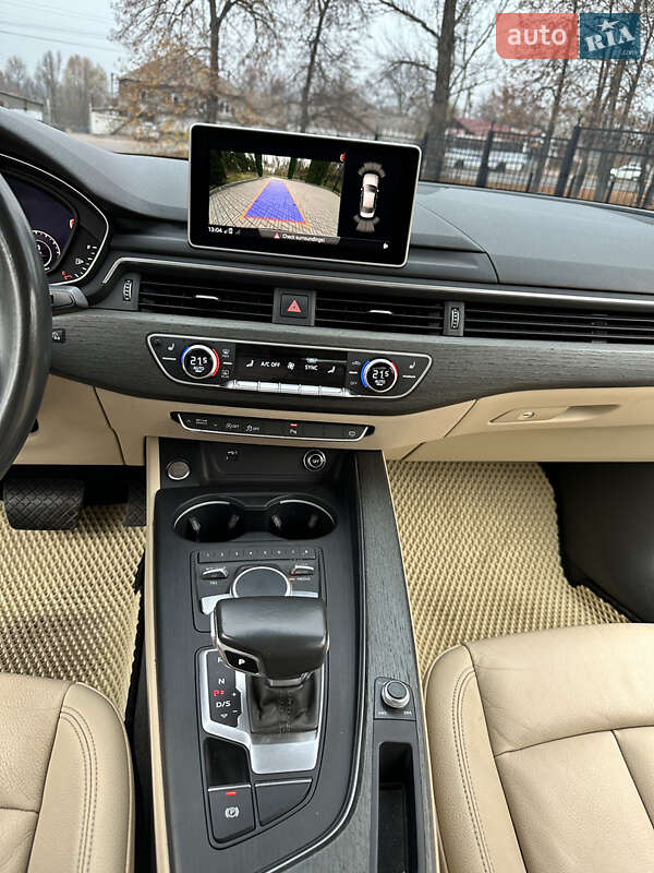 Седан Audi A4 2018 в Києві