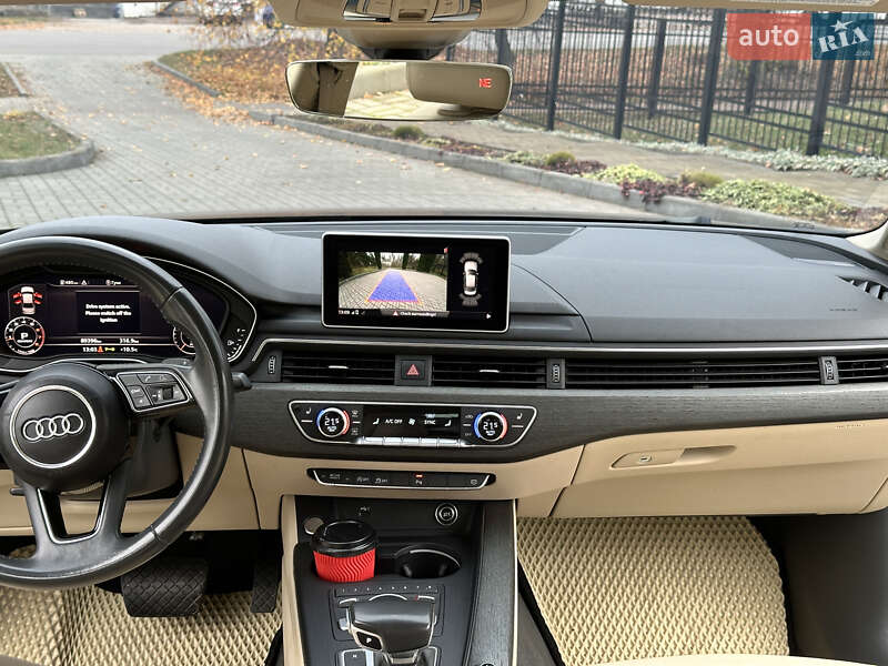 Седан Audi A4 2018 в Києві