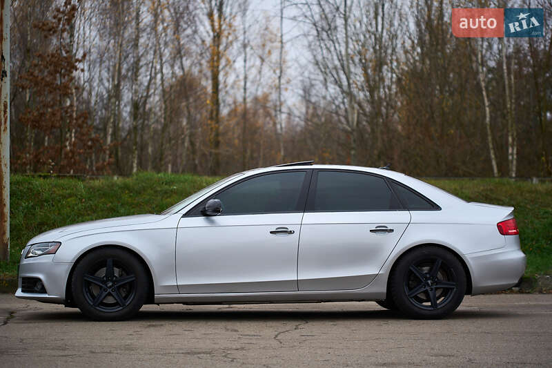 Седан Audi A4 2011 в Києві