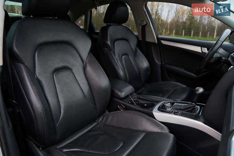 Седан Audi A4 2011 в Києві