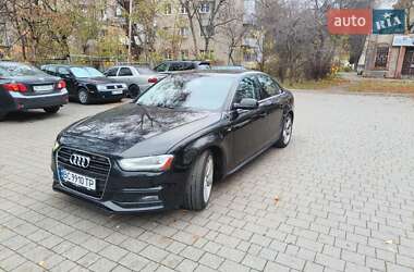 Седан Audi A4 2013 в Львові