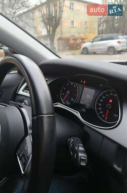 Седан Audi A4 2013 в Львові