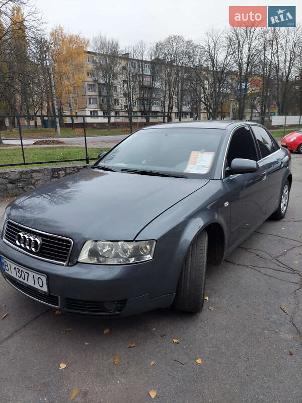 Седан Audi A4 2001 в Кременчуці