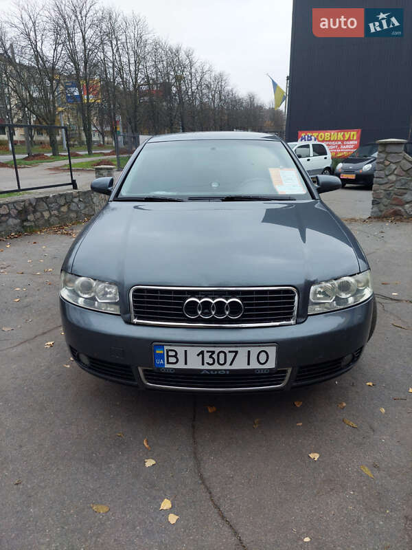 Седан Audi A4 2001 в Кременчуці