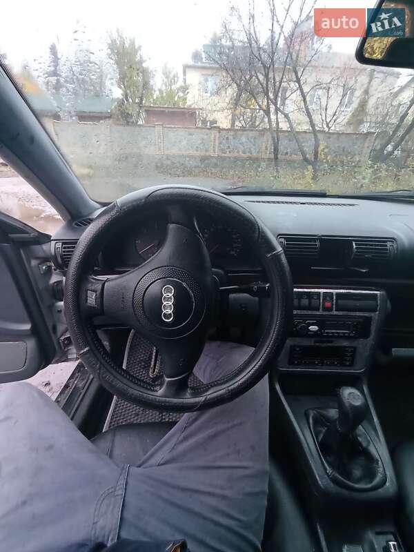 Універсал Audi A4 1998 в Калинівці