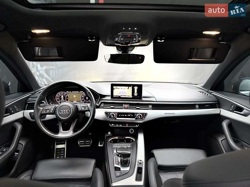 Седан Audi A4 2019 в Львові
