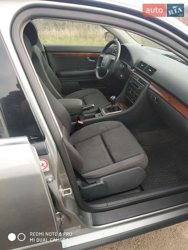Універсал Audi A4 2002 в Ромнах