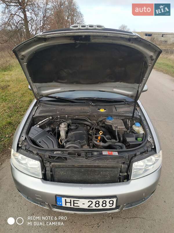 Універсал Audi A4 2002 в Ромнах