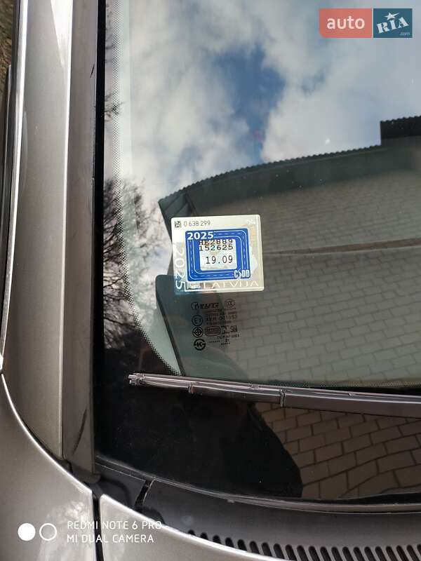 Універсал Audi A4 2002 в Ромнах