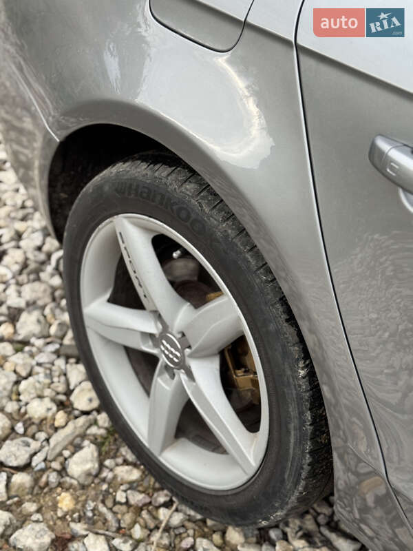 Седан Audi A4 2011 в Новояворівську фото 5 Седан Audi A4 2011 в Новояворівську