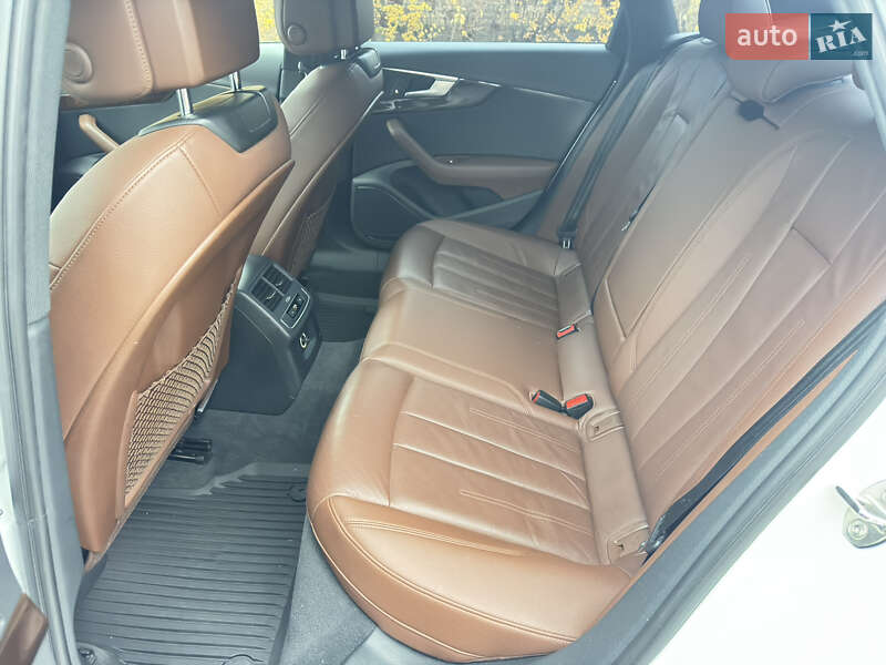 Седан Audi A4 2018 в Києві