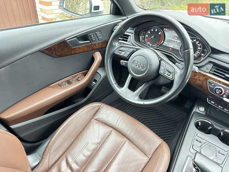 Седан Audi A4 2018 в Києві