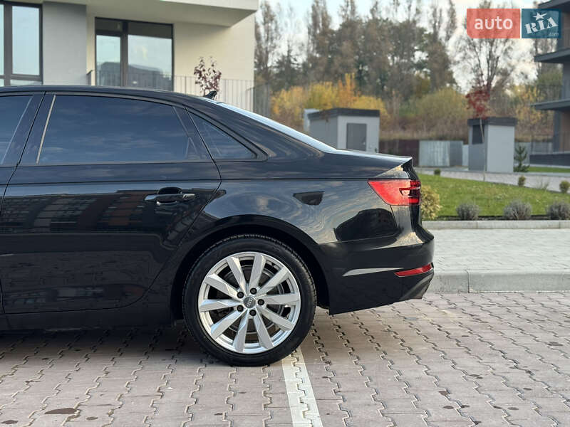 Седан Audi A4 2016 в Тернополе