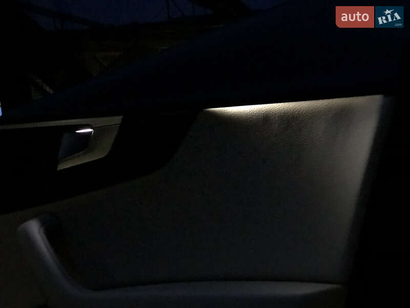 Седан Audi A4 2016 в Тернополе