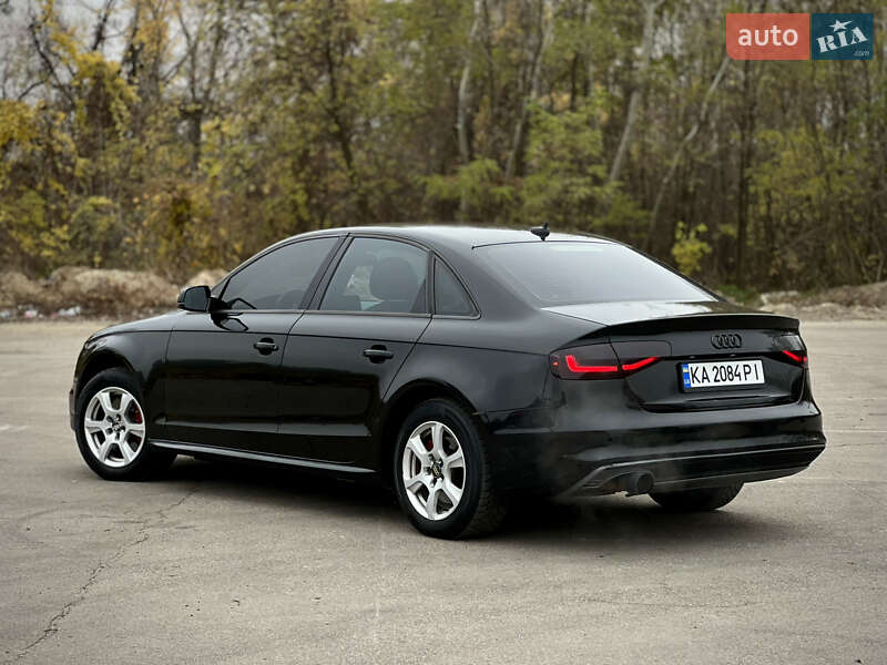 Седан Audi A4 2015 в Києві