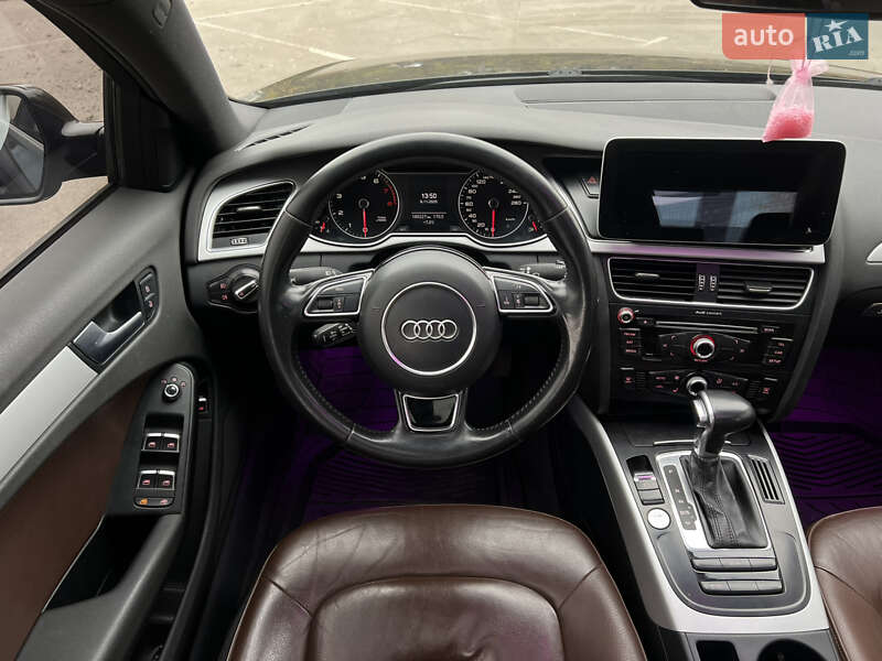 Седан Audi A4 2015 в Києві