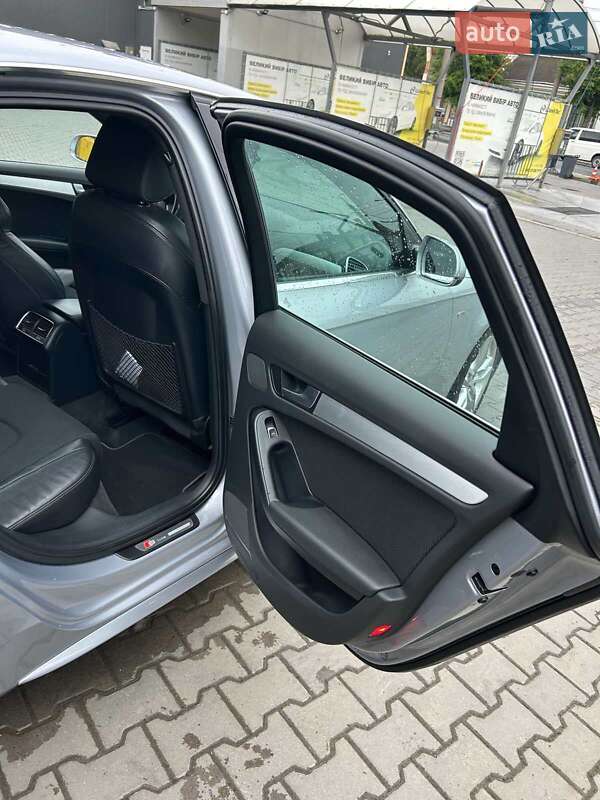 Седан Audi A4 2014 в Кіцмані