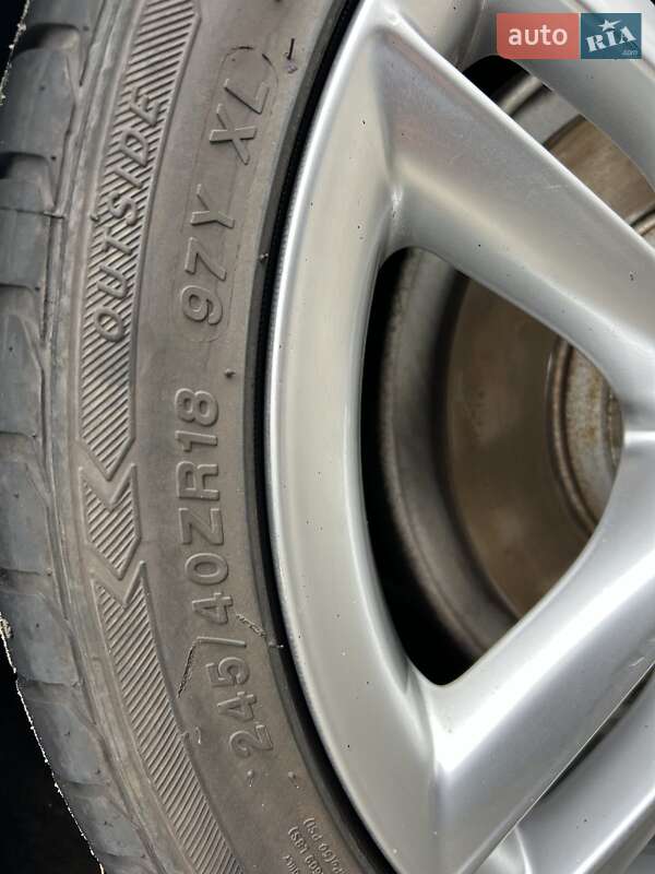 Седан Audi A4 2014 в Кіцмані