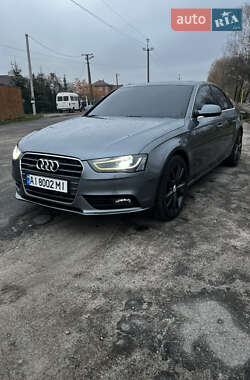 Седан Audi A4 2012 в Барышевке